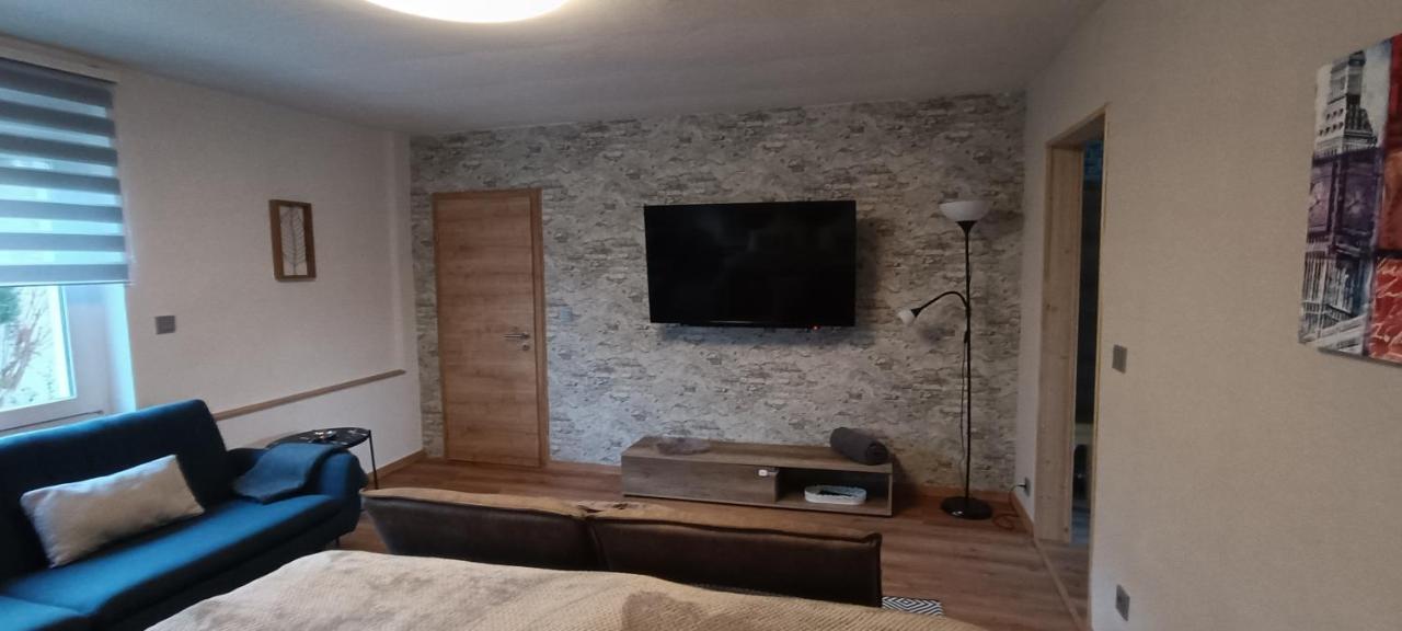 Haus Mari Διαμέρισμα Niederwiesa Εξωτερικό φωτογραφία